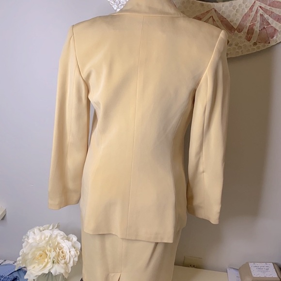 Travis Ayers Tan Suit Set Size 2P - Picture 5 of 8